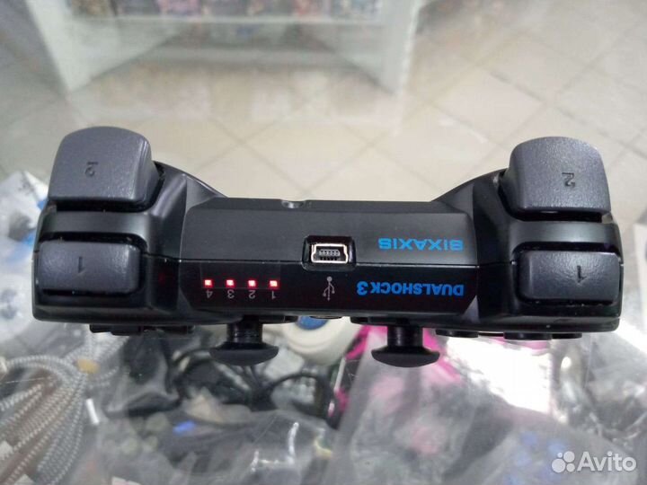 Джойстик на PS3 оригинал