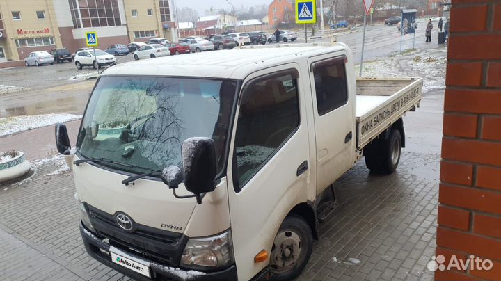 Toyota Dyna бортовой, 2015