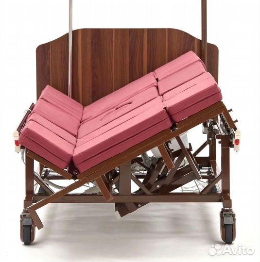 Медицинская кровать для инвалидов