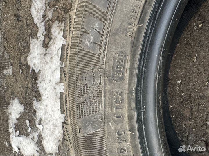 Michelin X-Ice North 4 205/55 R16