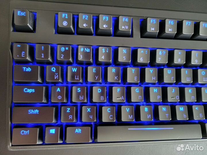 Механическая клавиатура Asus Echelon Mech