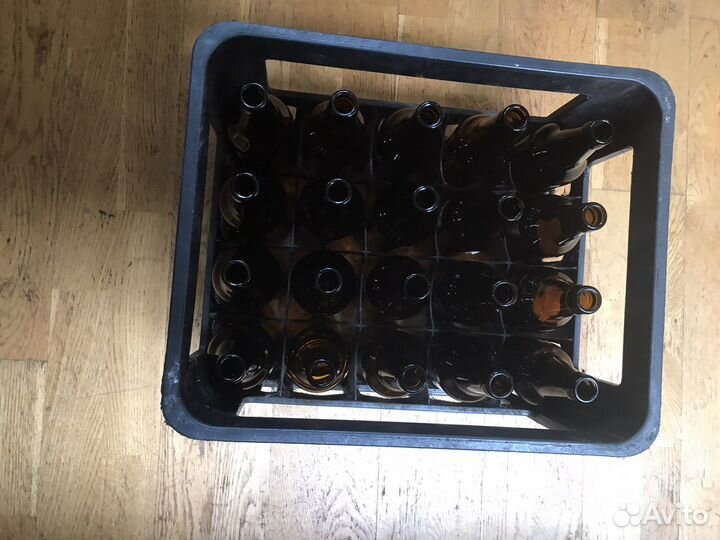 Пластиковый ящик +20 бутылок для пива