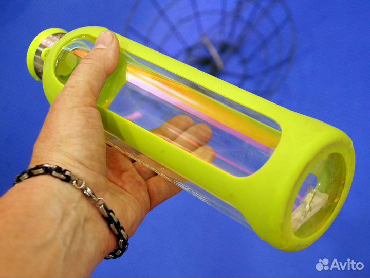 Стеклянная бутылка 