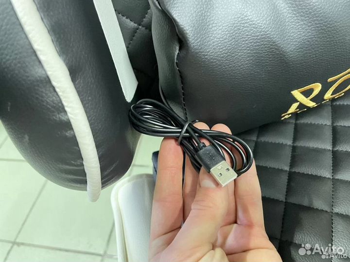 Компьютерное кресло офисное с функцией массажа