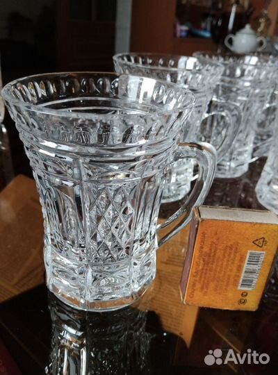 Хрустальные кружки для напитков