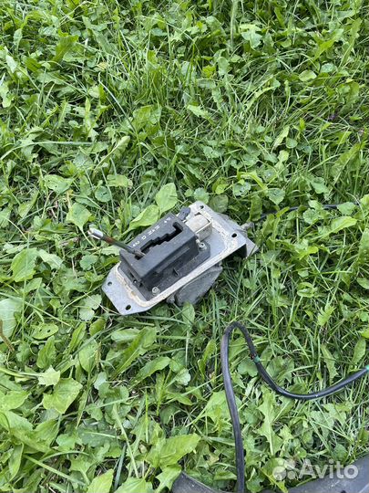 Запчасти на audi 100 c3