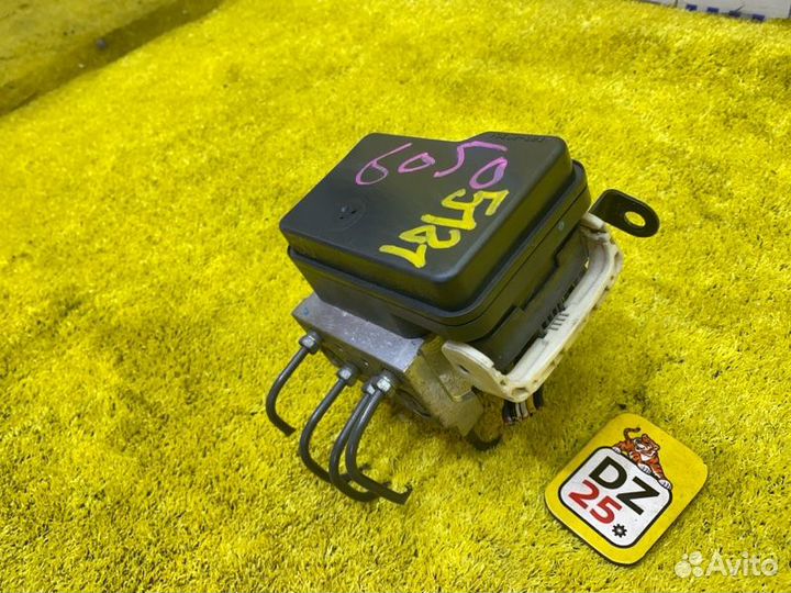 Блок abs передний Toyota Land Cruiser Prado 140547