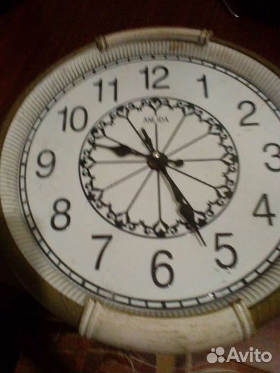 Часы настенные