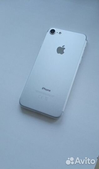 iPhone 7, 32 ГБ