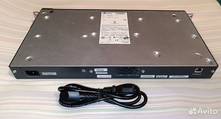 Коммутатор Cisco Catalyst 2960 WS-C2960-24TC-S
