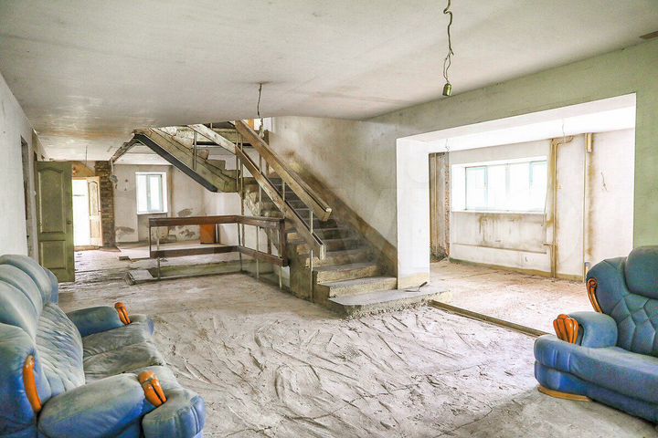 Коттедж 809,1 м² на участке 30 сот.