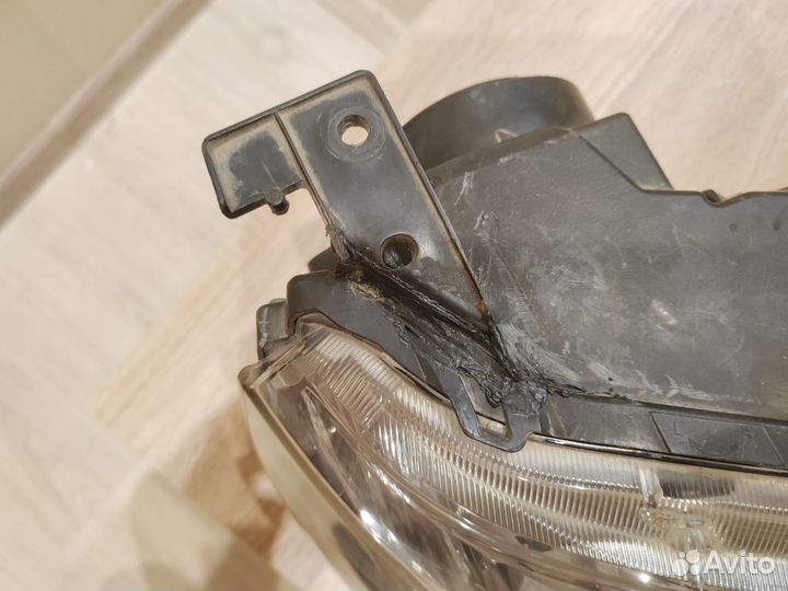 Фара правая Suzuki Grand Vitara