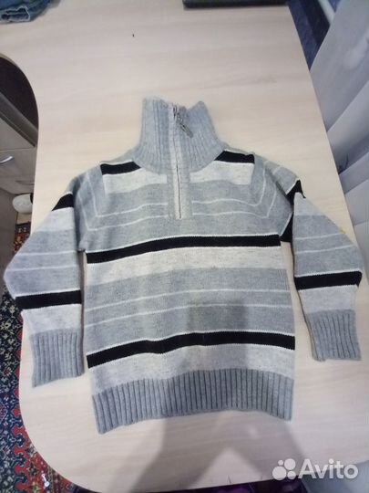 Свитер детский