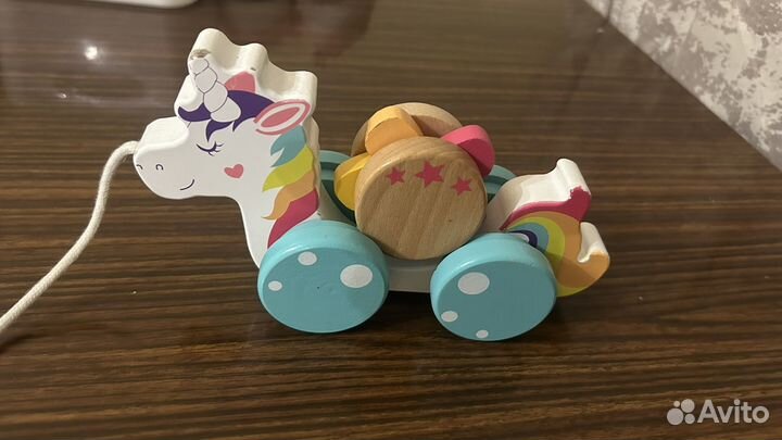 Развивающие игрушки для малышей