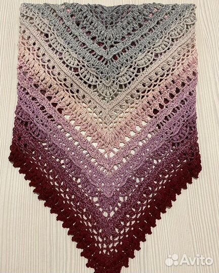 Платок шаль (бактус). Ручная работа