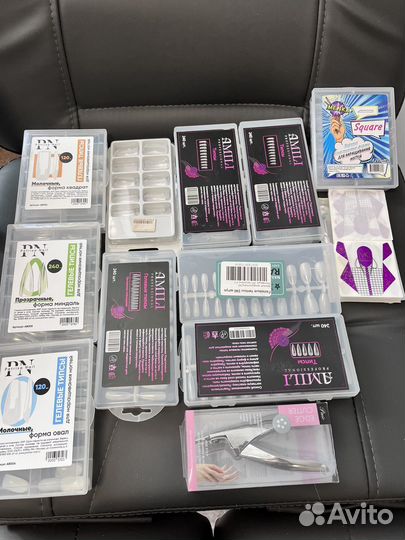 Для наращивания ногтей