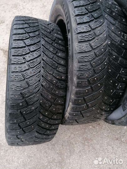Michelin Agilis X-Ice North 2.25/60 R16