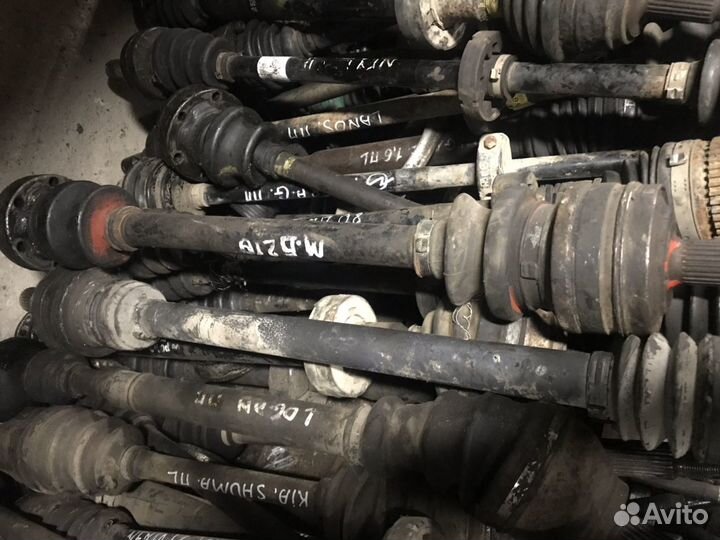 Привод. полуось задняя Мерседес W210