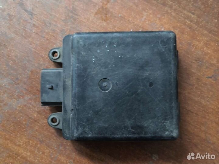 Блок управления датчиков слепых зон 68137930ai Chr