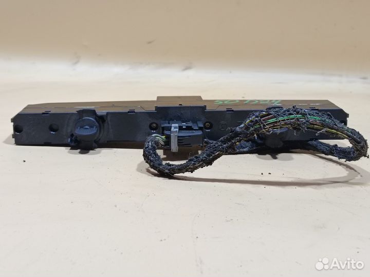 Кнопка аварийной сигнализации для Opel Astra H