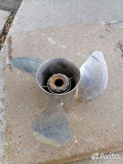 Винт на ямаху 85 /115