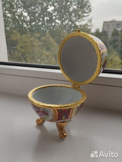 Шкатулка яйцо для украшений