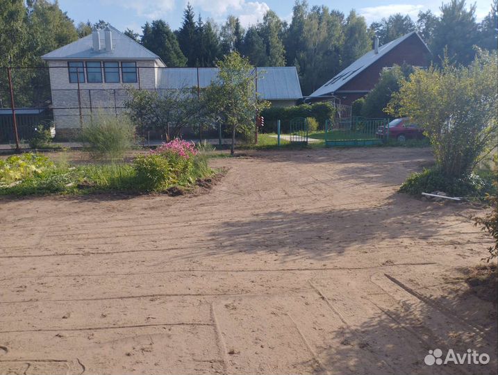 Услуги трактора и экскаватора