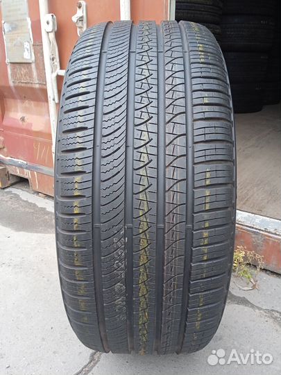 Pirelli Scorpion Zero All Season 285/40 R22