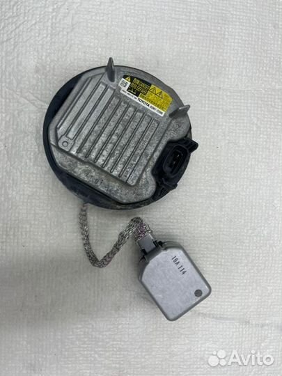 Блок ксенона Toyota Camry V55 2014-2017