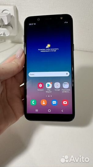 Samsung Galaxy A6, 3/32 ГБ