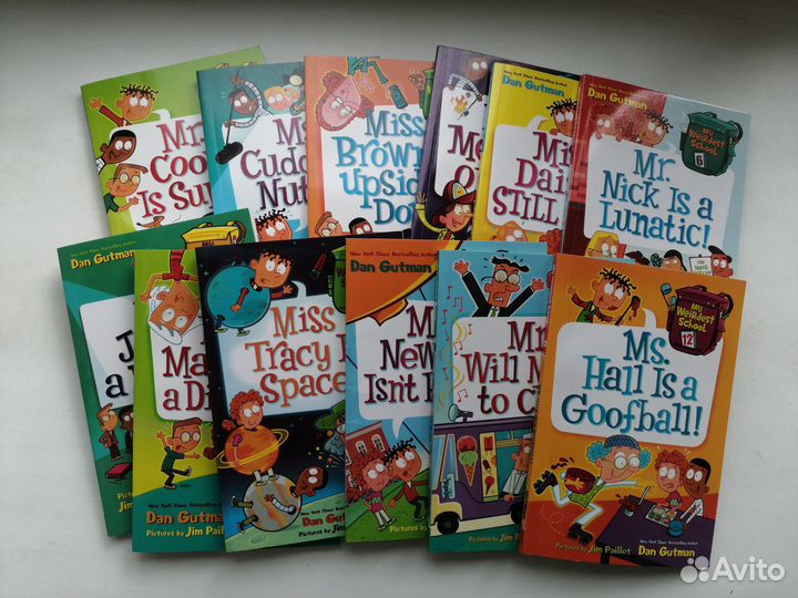 Детские книги на английском My Weird School