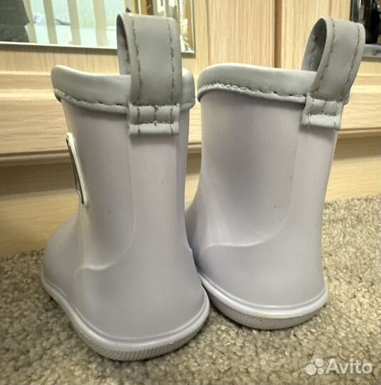 Резиновые сапоги