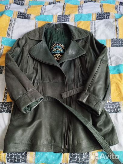 Женская куртка кожаная, темно зелёная