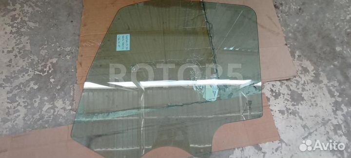 Стекло двери передней левой Volvo FH 3 2015 001605