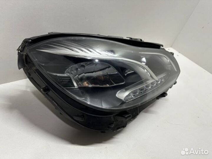Фара передняя правая Mercedes Benz E-Class W212