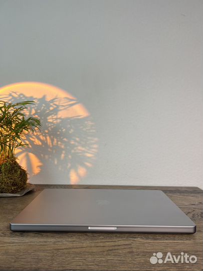 MacBook Pro 16 м1 16gb 512gb 22 цикла