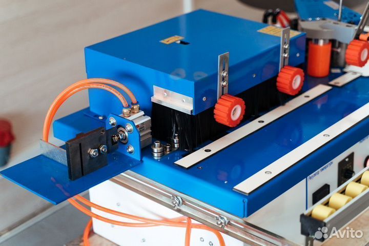 Кромкооблицовочный станок deltamachinery DM-107PRO