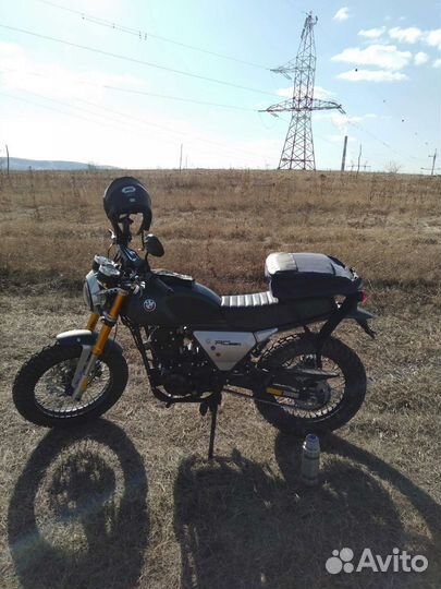 Мотоцикл рейсер триумф 250