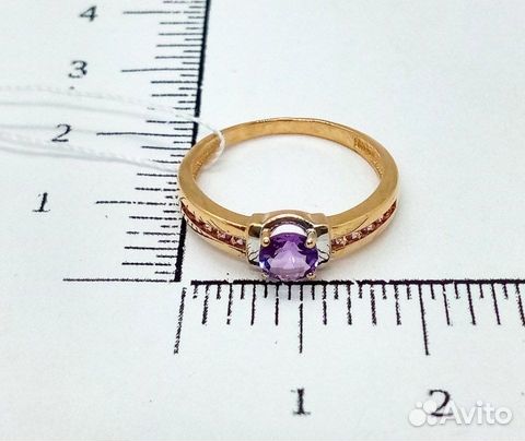 Золотое кольцо с аметистом 17,5р