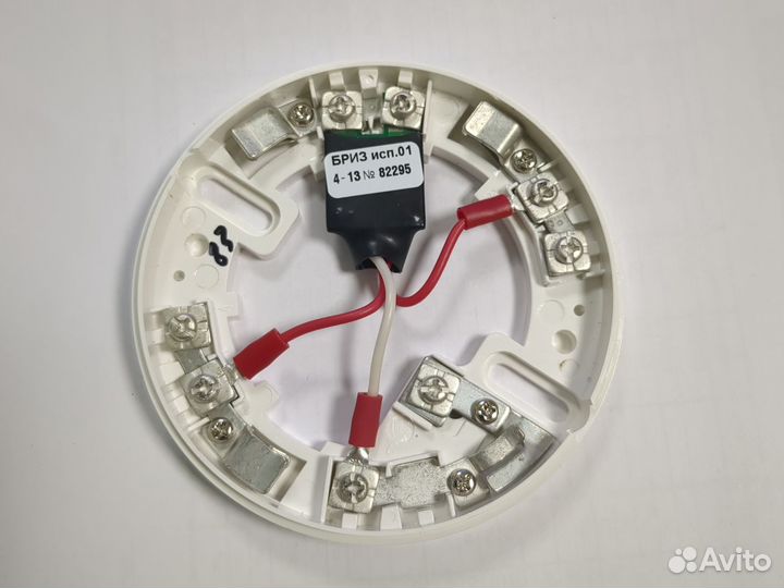 Блок разветвительно-изолирующий бриз исп.01