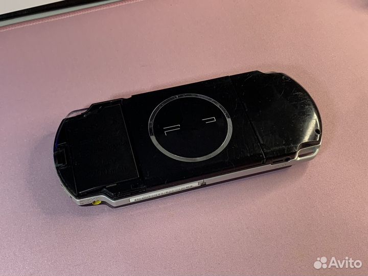 Sony PSP 3008 прошитая + 16gb