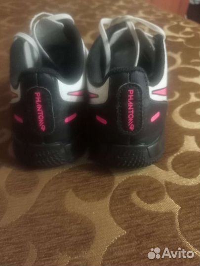 Футзалки nike phantom