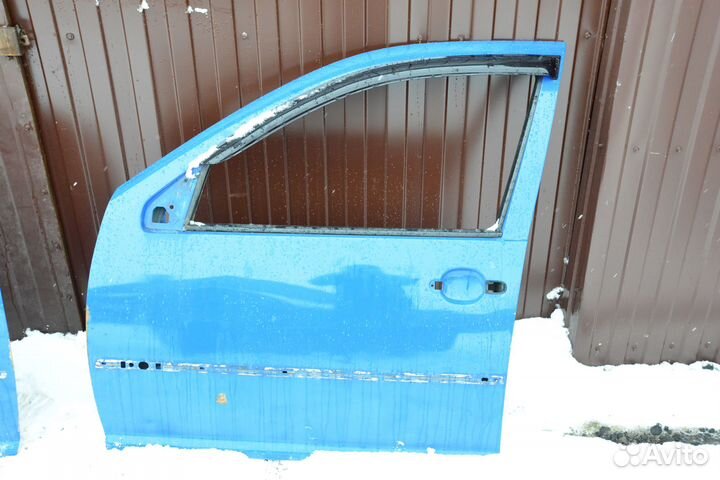 Дверь передняя левая на Volkswagen Golf 4