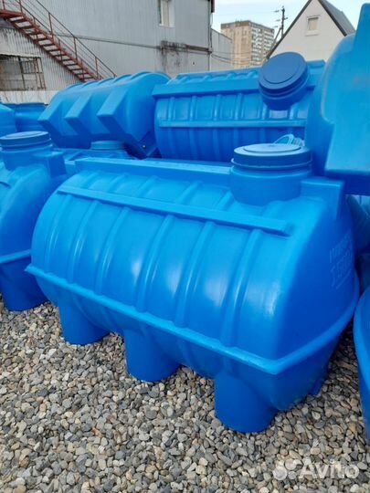 Бак для воды пластиковый горизонтальный 1500л
