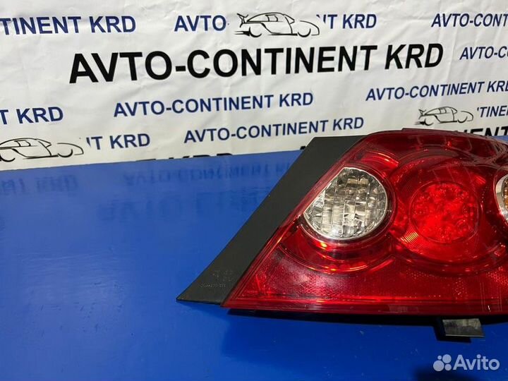 Стоп правый Toyota Mark X GRX120 4GR