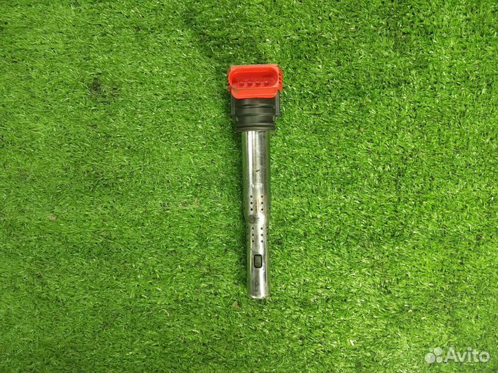 Катушка зажигания 06E905115E Audi A6 C6 4F