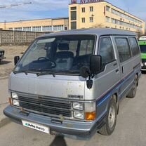 Toyota Hiace 2.0 AT, 1990, 300 000 км