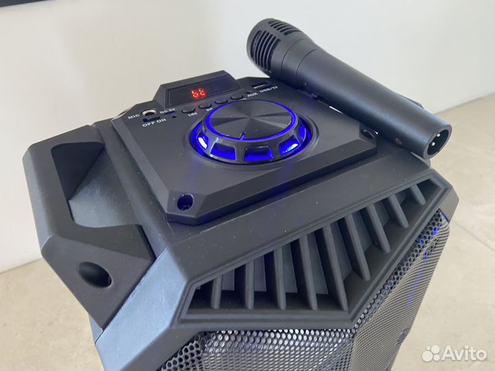 Колонка беспроводная (с микрофоном и блютуз)