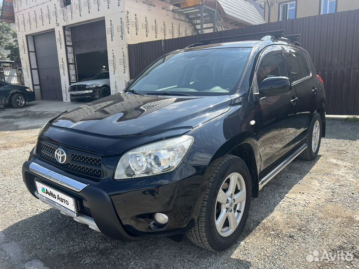 Toyota RAV4 2.0 AT, 2006, 212 000 км