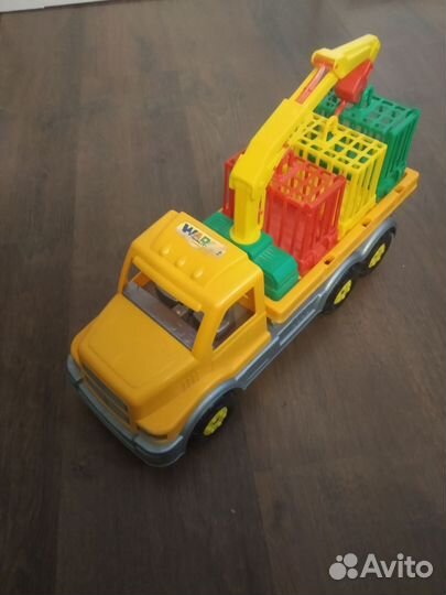 Игрушка грузовик